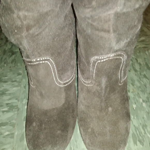 Michael kors suede calf length boots with heel - Picture 3 of 3